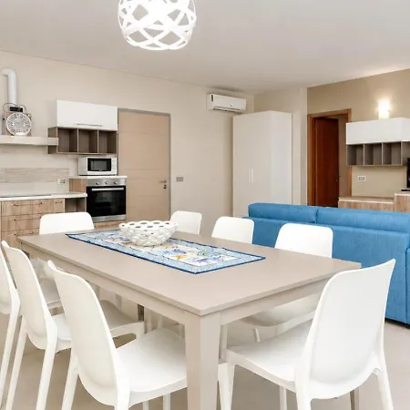 Апартаменты Sea View Free Wifi, 6 Places