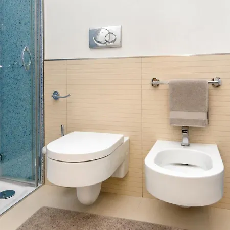 Апартаменты Sea View Free Wifi, 6 Places
